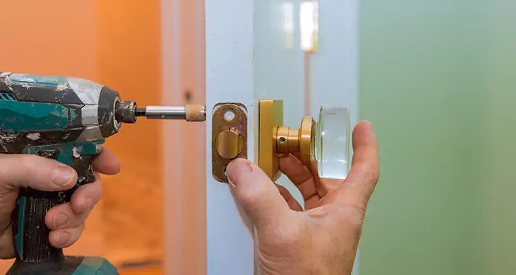 Broken Door Knob Fix in Merritt Island, FL