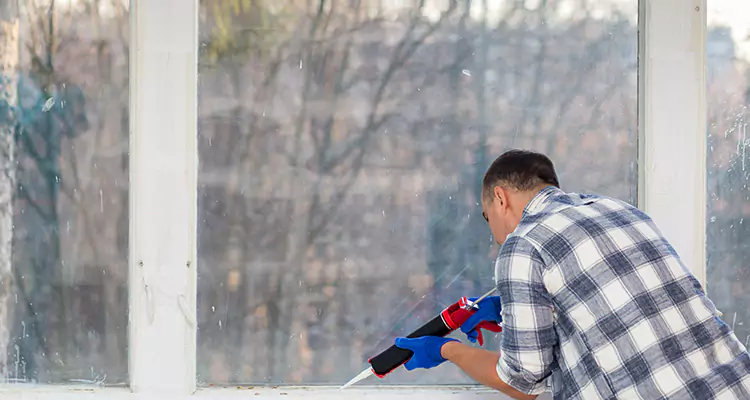 Quality Sliding Shower Door Repair for Closing Issues in Merritt Island, FL